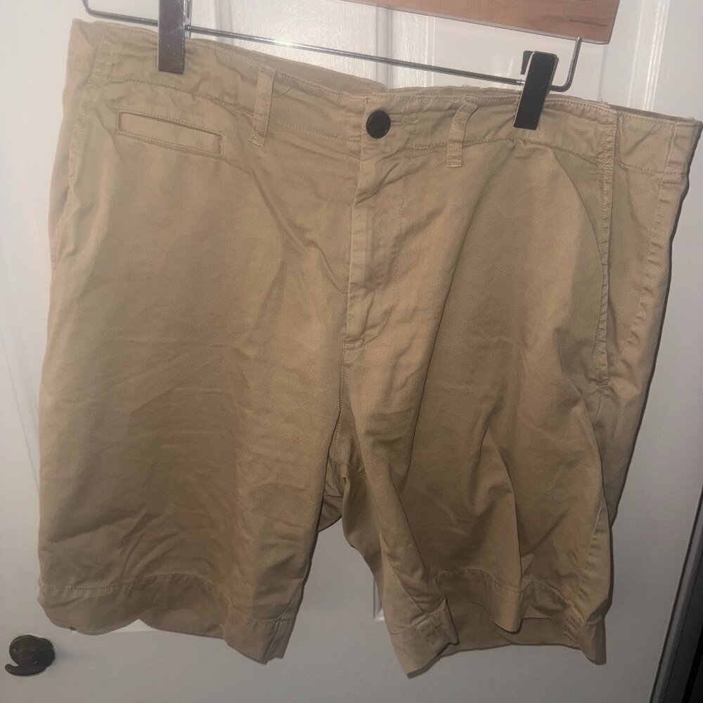 Men's Khaki Wynn Shorts